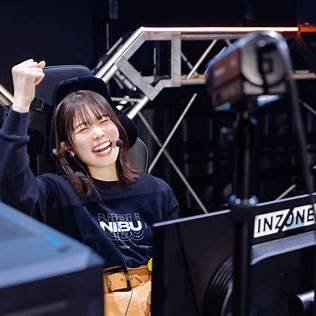 https://cdn.entameclip.com/2024/12/pic20241201hinatazaka463-1200x801.jpg